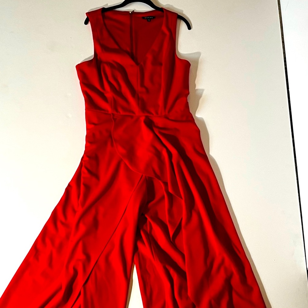 Red jumpsuit! Super flattering!